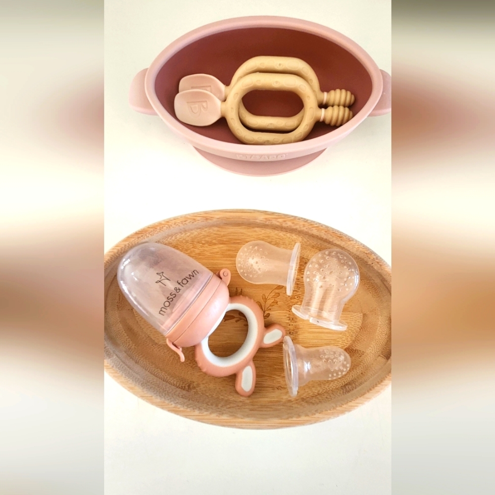 Bibado Feeding Set in Pink and Natural, Moss & Fawn Teether